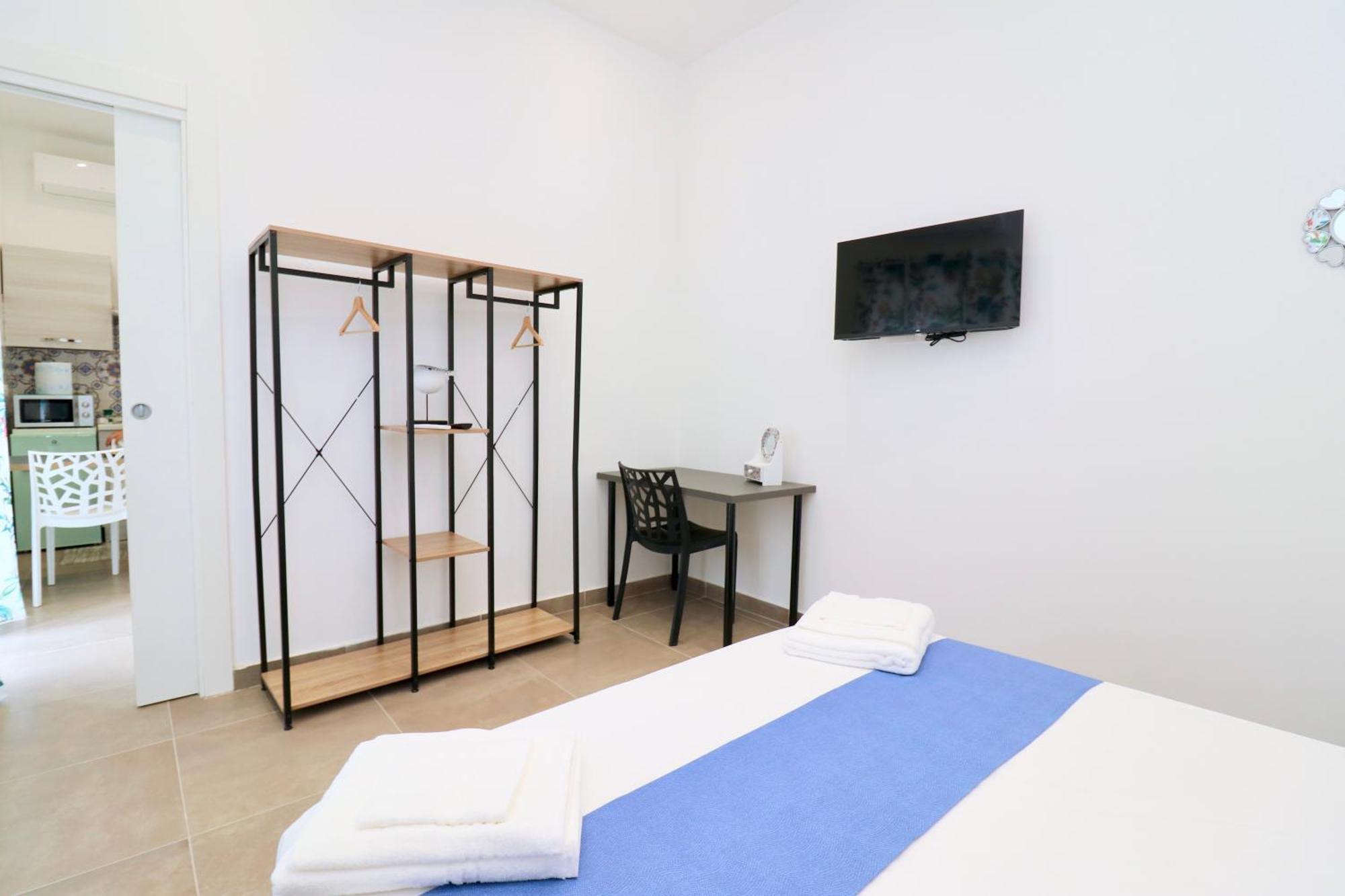 Airport Guest Houses 나폴리 외부 사진